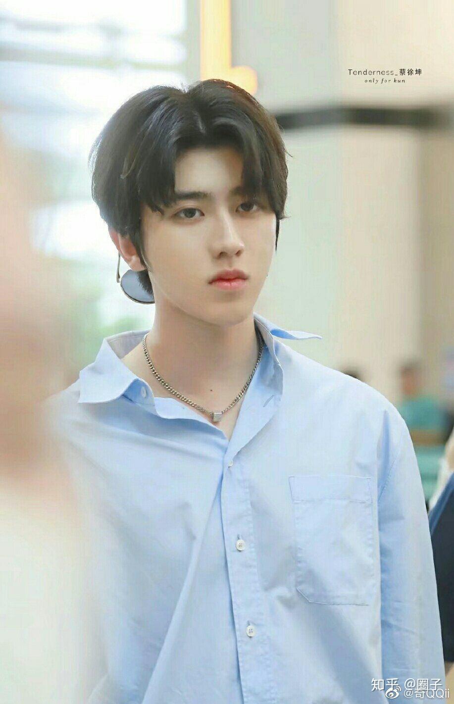 蔡徐坤瘦的正常吗? - 知乎