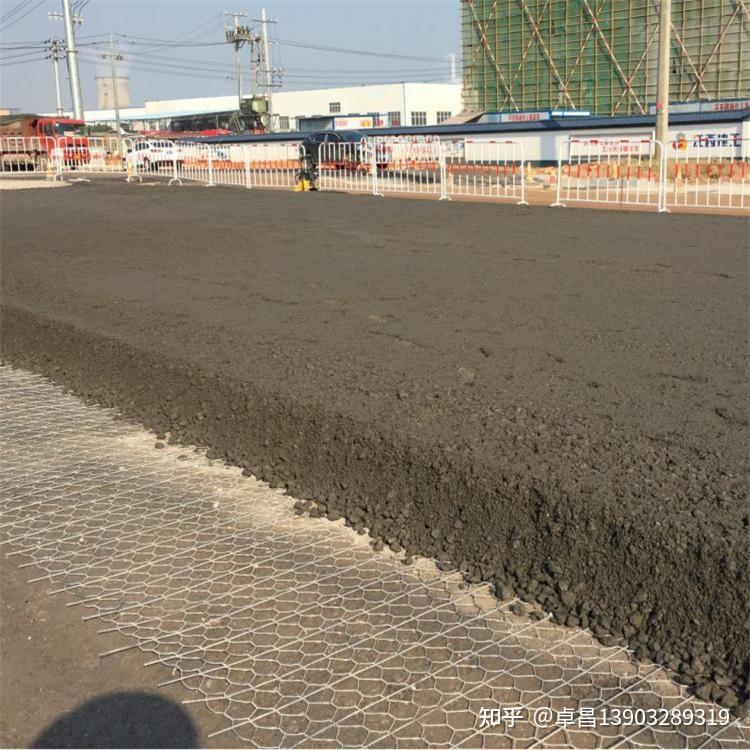 路面加筋网应力吸收层施工