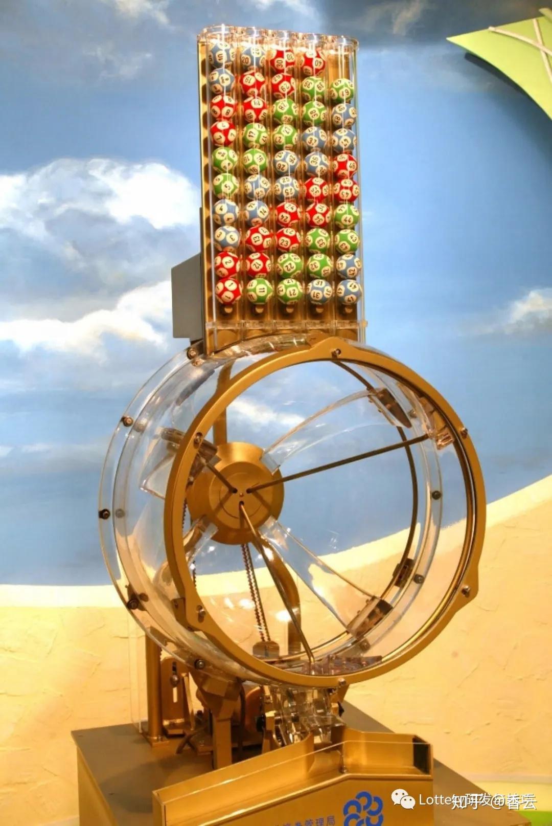 港彩4代搅珠机的演变