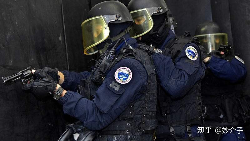 GIGN成名之战——《干预》 - 知乎