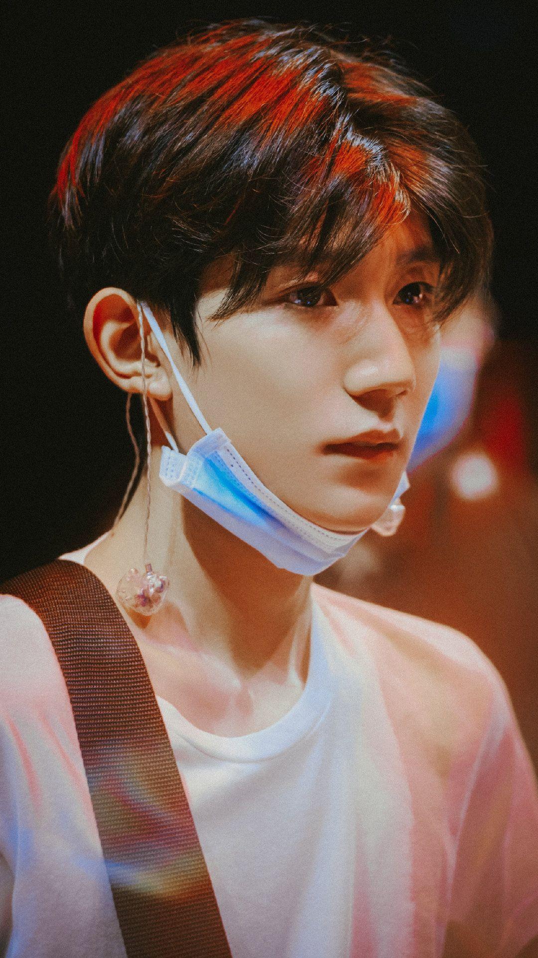 有哪些不常见的王源美图吗? - 知乎