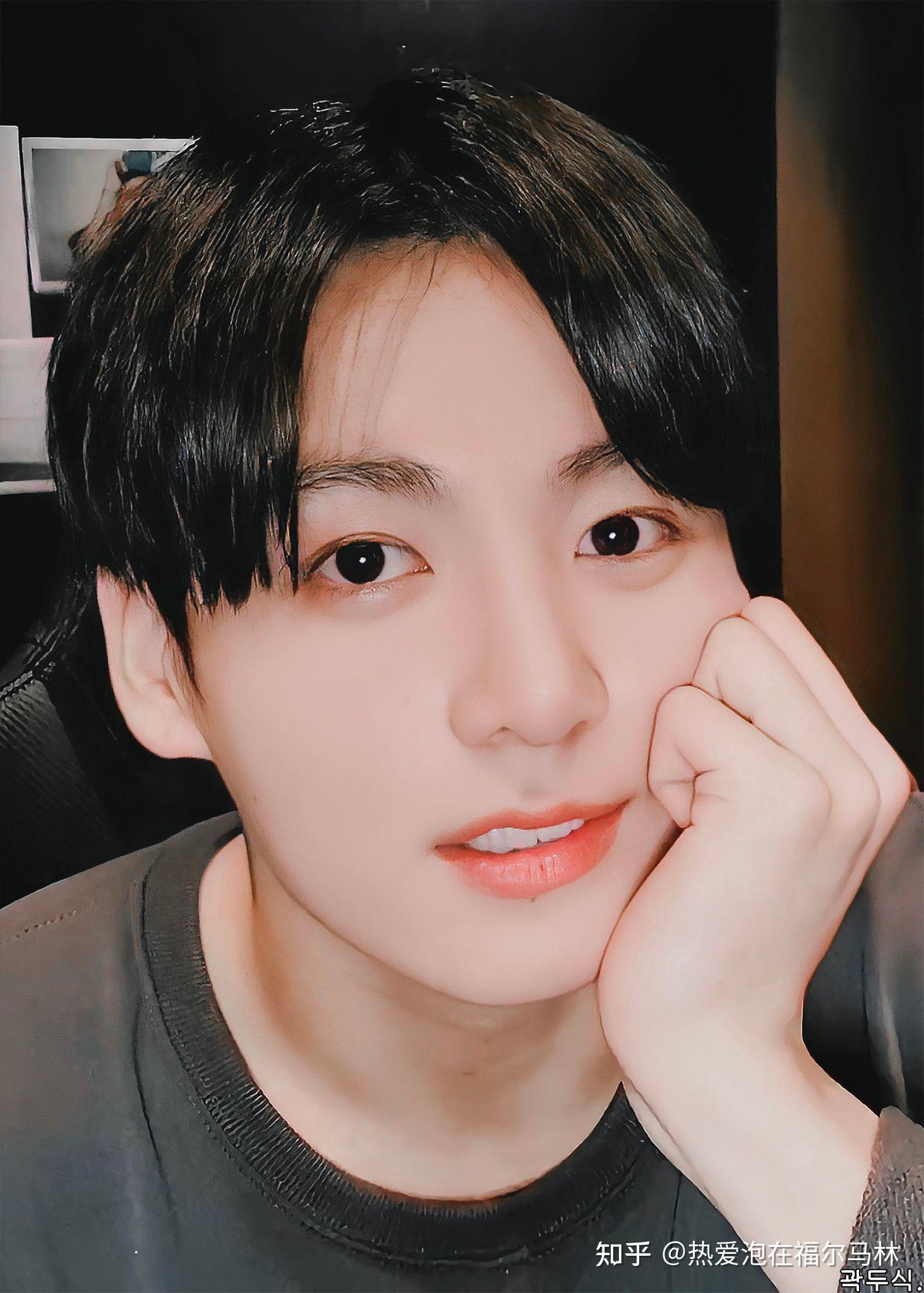 南韩男爱豆的神图可以砸向我吗