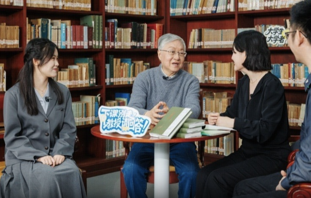 南京大学教授莫砺锋称文科的用处在于「无用之用」，如何理解这一观点？
