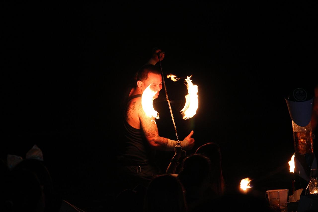 4. 光电城精选射灯