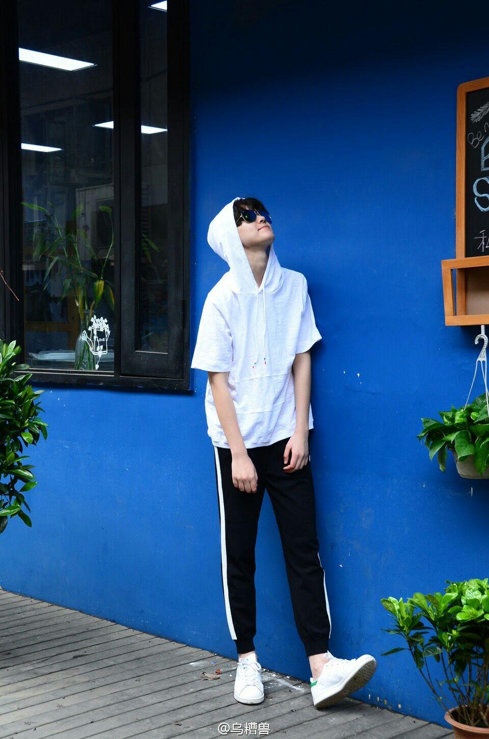 有哪些颜值迷死人的帅t? - 知乎