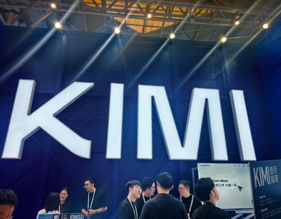 杨植麟团队 KimiK3 拥有 2.8 万亿参数且团队最小成员仅 17 岁，这意味着什么？