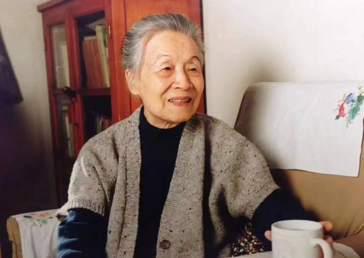 杨绛先生说无论任何关系，如果得不到热情的回应，就要懂得适可而止 - 知乎