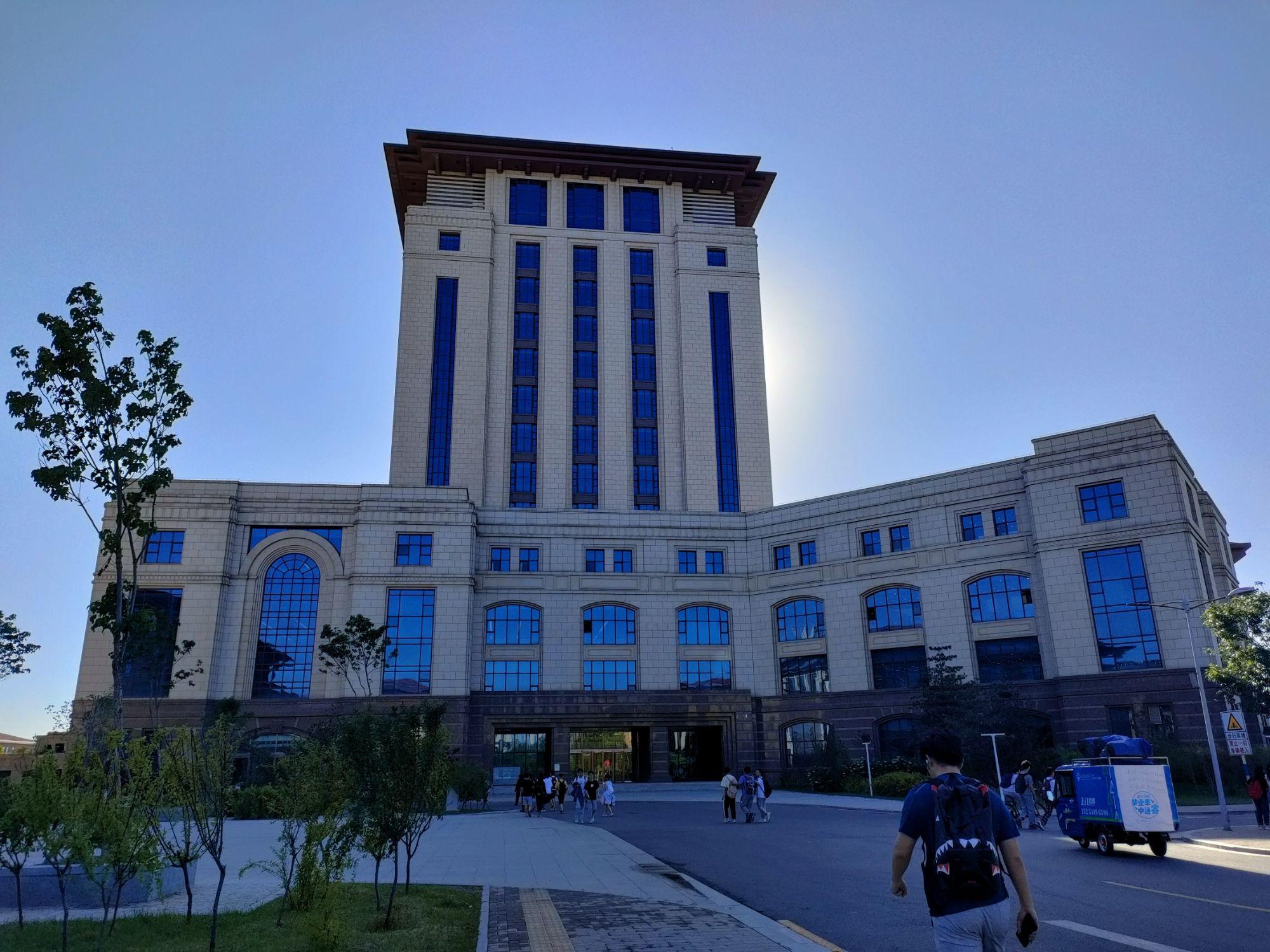太原理工大学的图书馆或教室环境如何?是否适合上自习? - 知乎