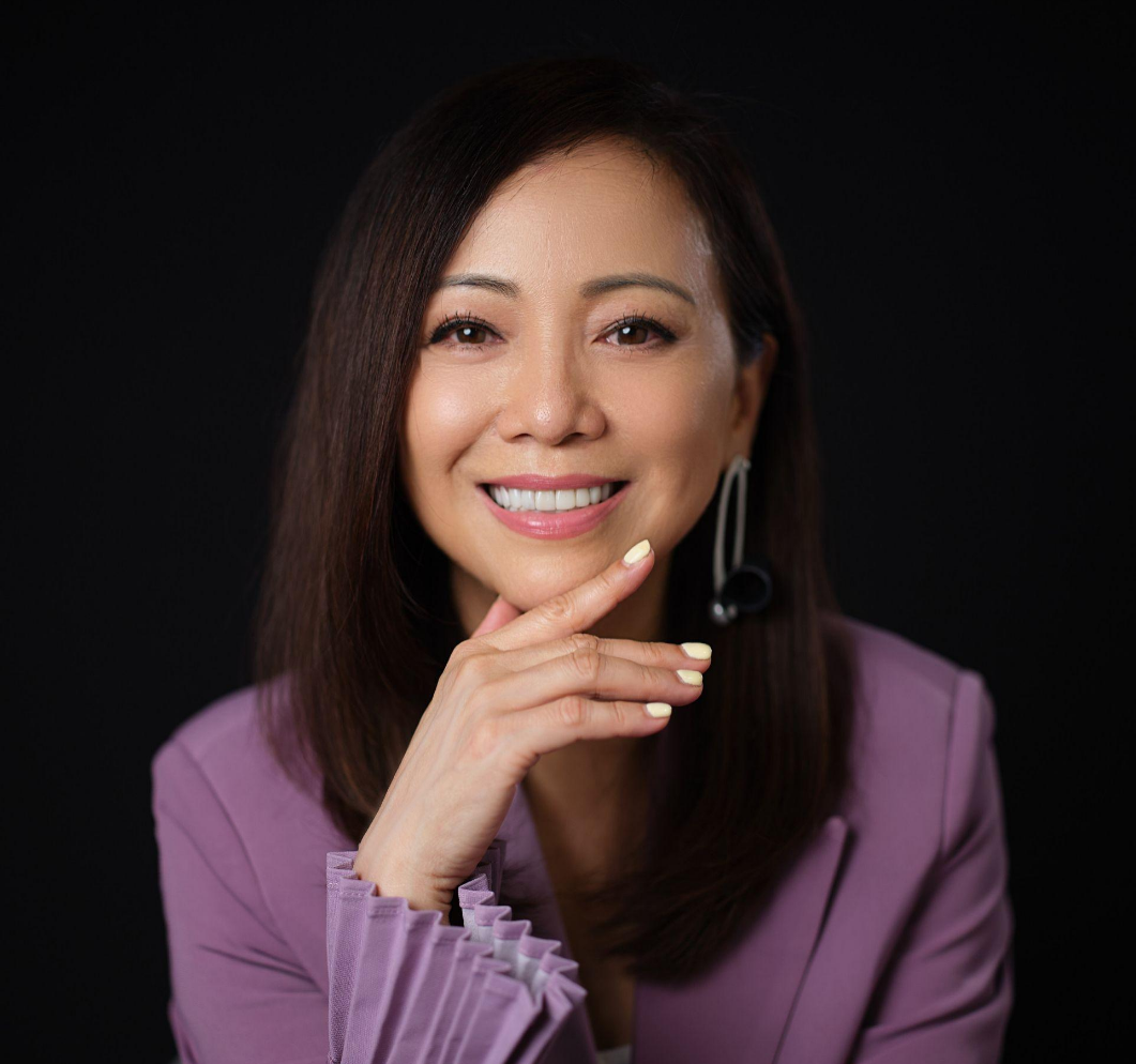 如何评价邓萃雯这个演员?