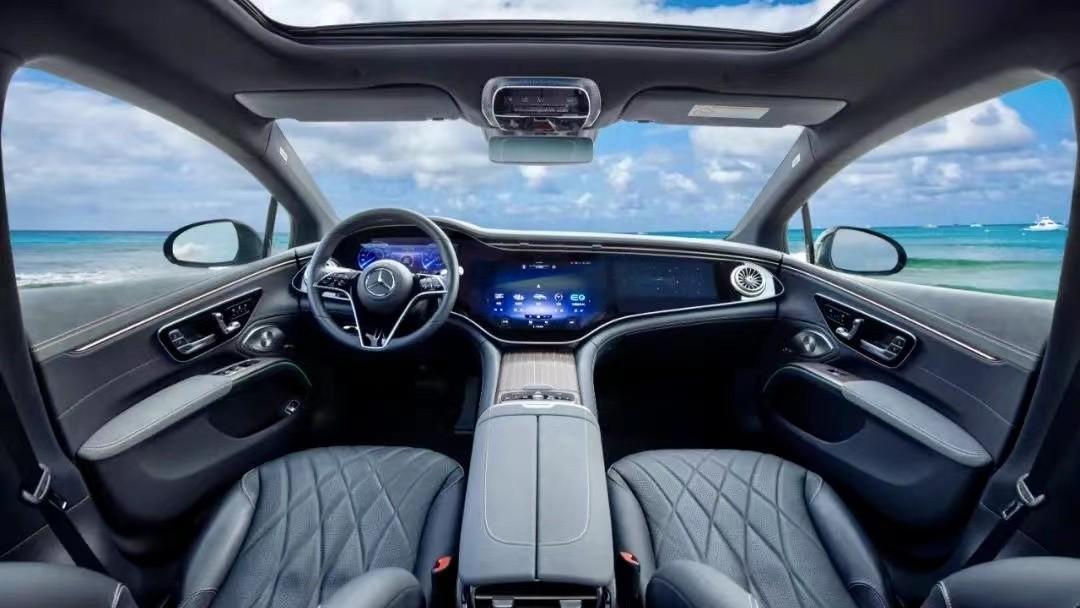 为匹配智能化,奔驰采用新屏幕设计,传统双联屏不再吃香? - 知乎