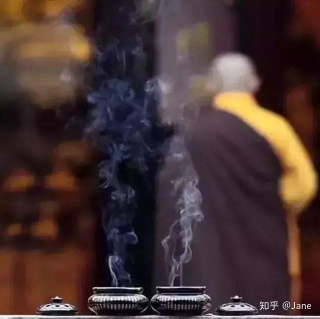 西藏最大的高僧是谁 v2-babea68b6666df8b9ac31362ae168038_r.jpg