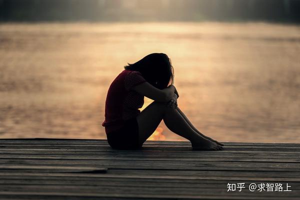 如何从痛苦的深渊走出来开始自我的救赎