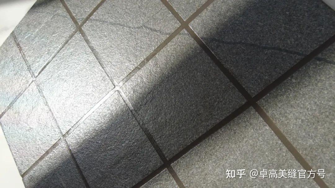 卓高喜砂既能双管打料又能水擦做平缝的彩砂美缝