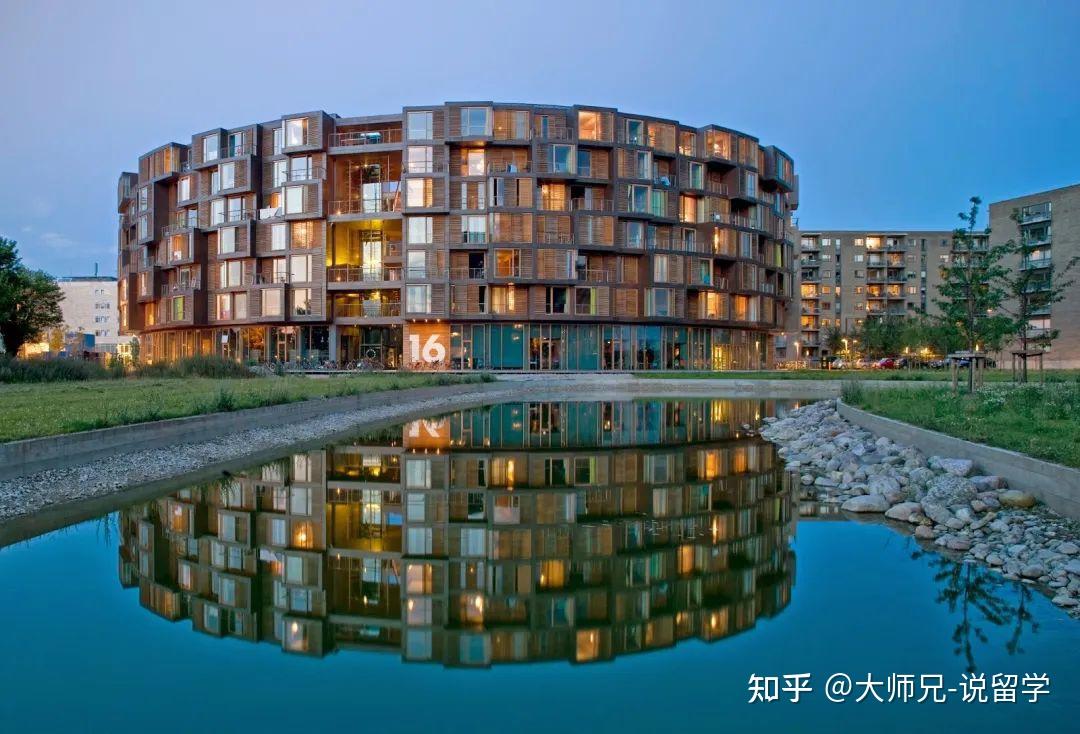 在哥本哈根大学可以申请丹麦政府奖学金,一般是针对欧盟,欧洲经济区