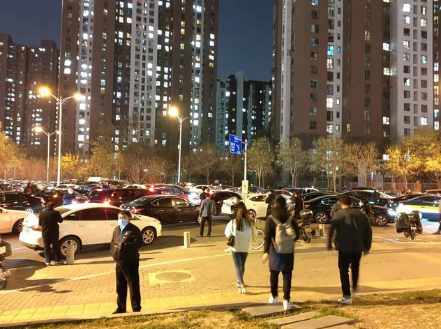 大厂取消996?滴滴司机:晚上在门口蹲点能赚1天的钱 - 知乎