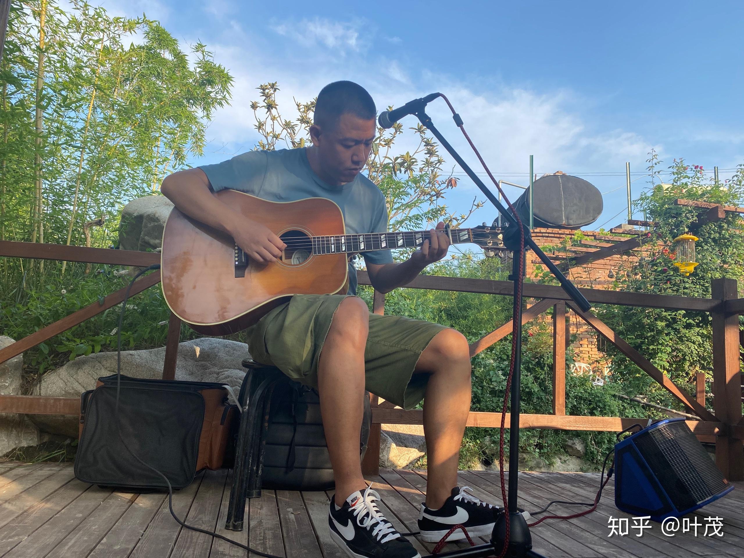 如何快速上手电吉他 v2-bb554ea81e8b590a6e88cf19eb75e028_r.jpg