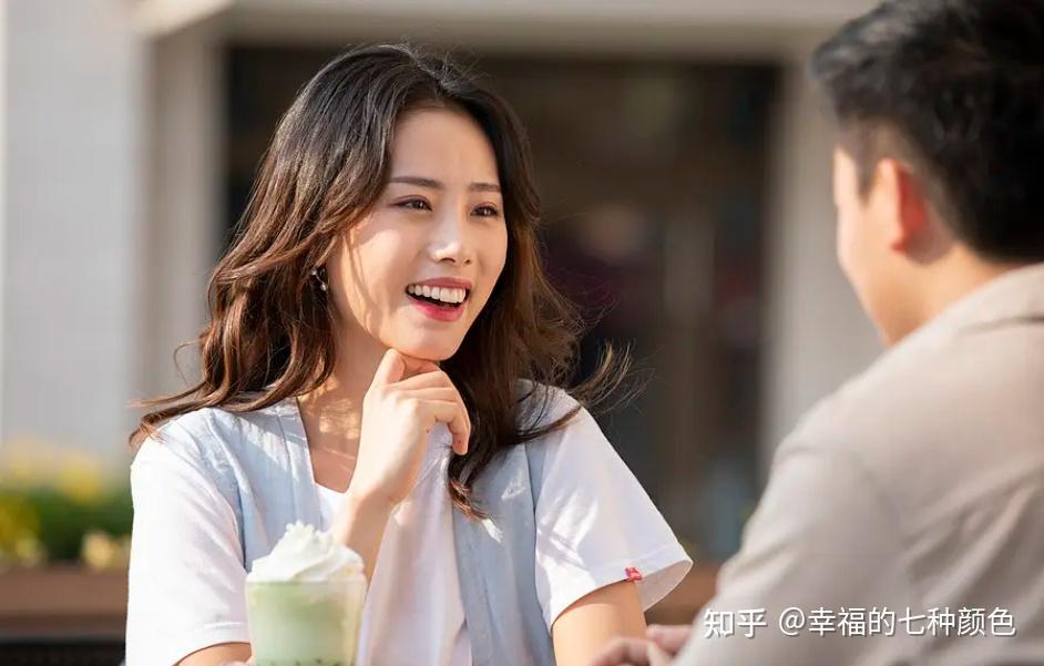 女人这样聊天让男人越聊越上头有实例哦