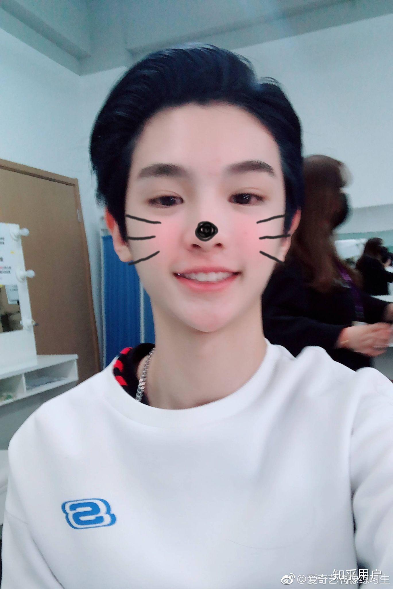 如何评价黄明昊(justin)? - 知乎