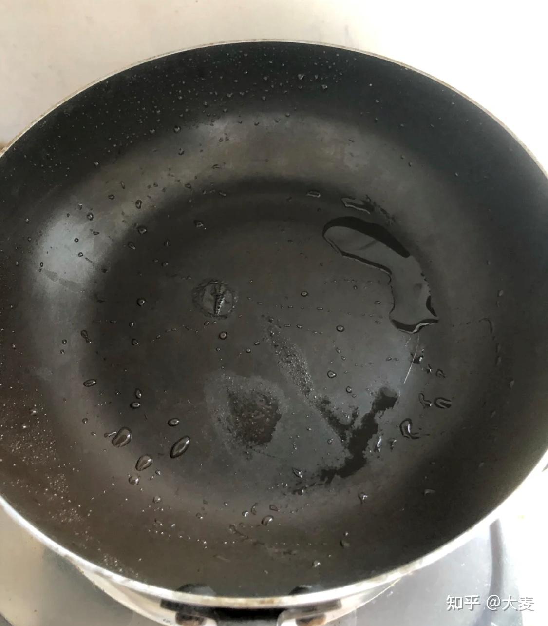 不粘锅是什么陶瓷不粘锅和麦饭石不粘锅哪种好不粘锅的涂层破损到什么