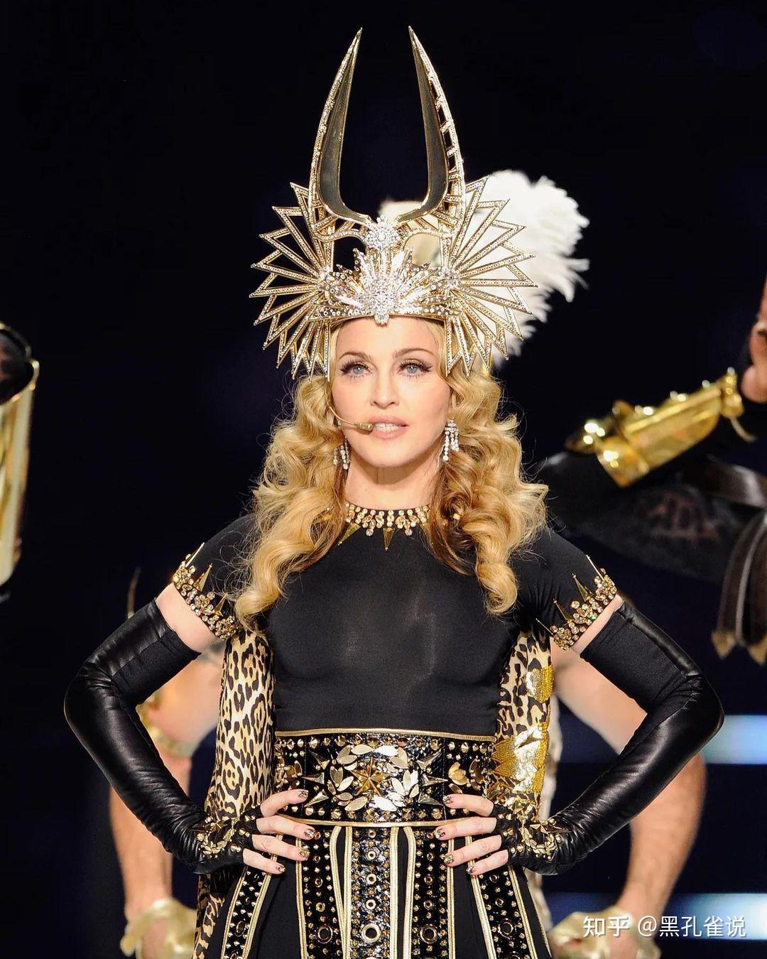 魔术师" philip treacy成名之路,与麦昆强强联手念知音伊莎贝拉·布罗