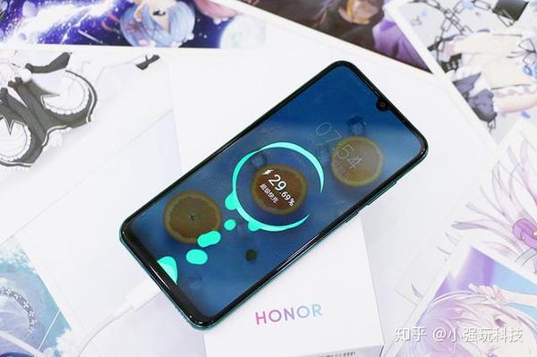 4800万三摄配新潮外观,年轻用户新宠千元机,荣耀play4t pro体验