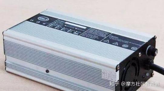 电动车的电池容量和电压是怎么看 v2-bc7a3e7e98512607dc00f35c5e15a0d8_r.jpg