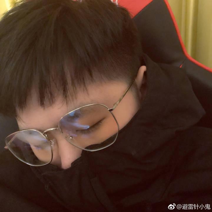 如何评价企鹅电竞主播避雷针小鬼