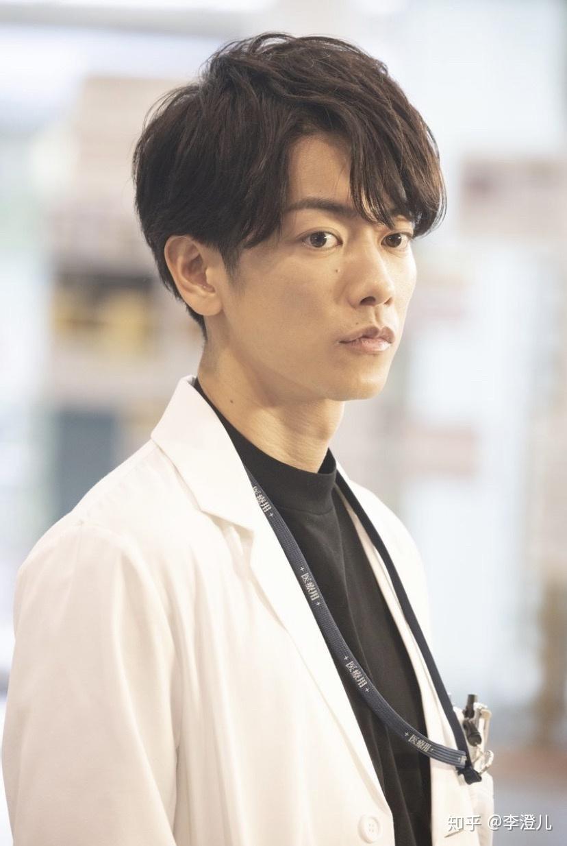 有什么佐藤健好看的高清图片