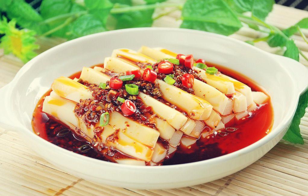 凉粉用什么炒好吃 v2-bc93421bdbcfbe8c284c9b747860fdbb_r.jpg