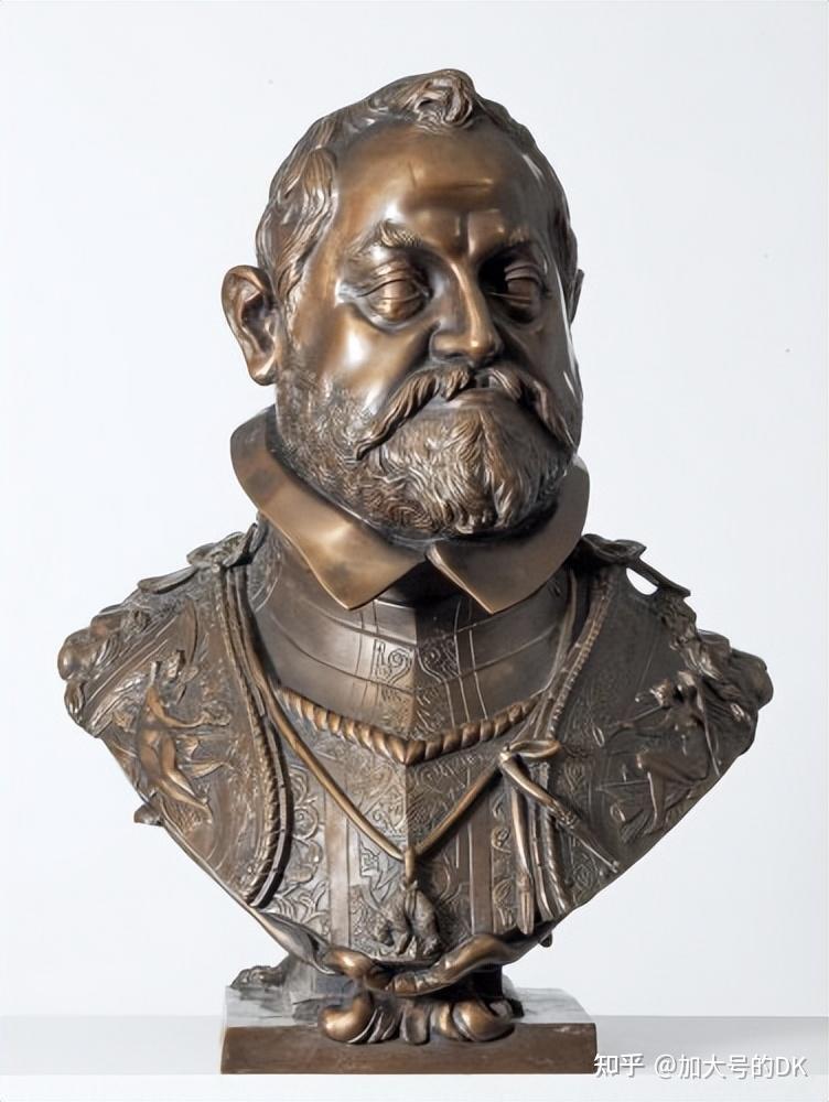 上期咱们专门讲了鲁道夫二世皇帝的生平,因他终生未婚,所以始终没有生