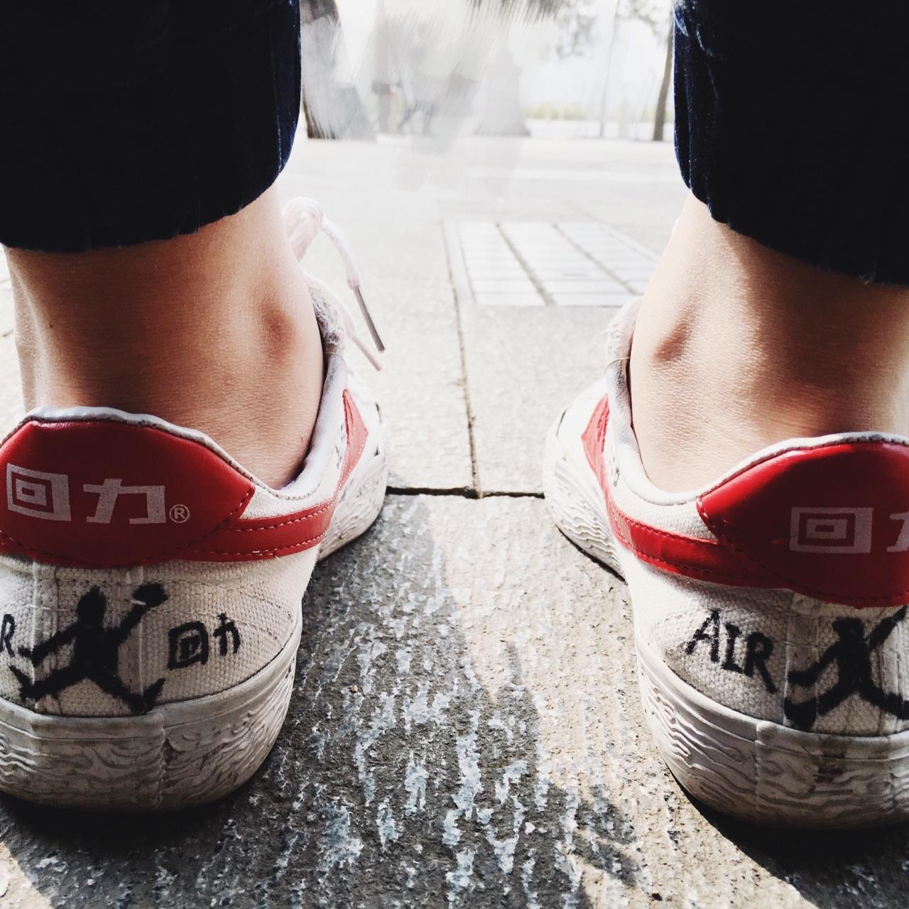 球鞋diy如何在球鞋上写字? - 知乎