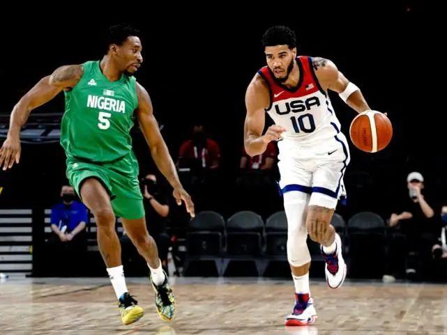 屡战屡败身穿nike的美国篮球梦之队又输了莫非nike在下盘大棋