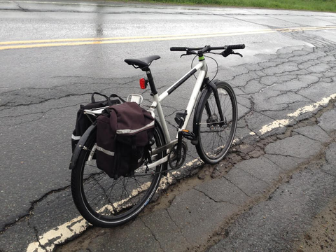 上下班通勤二十公里,5500元以内公路车有什么可以推荐的吗?