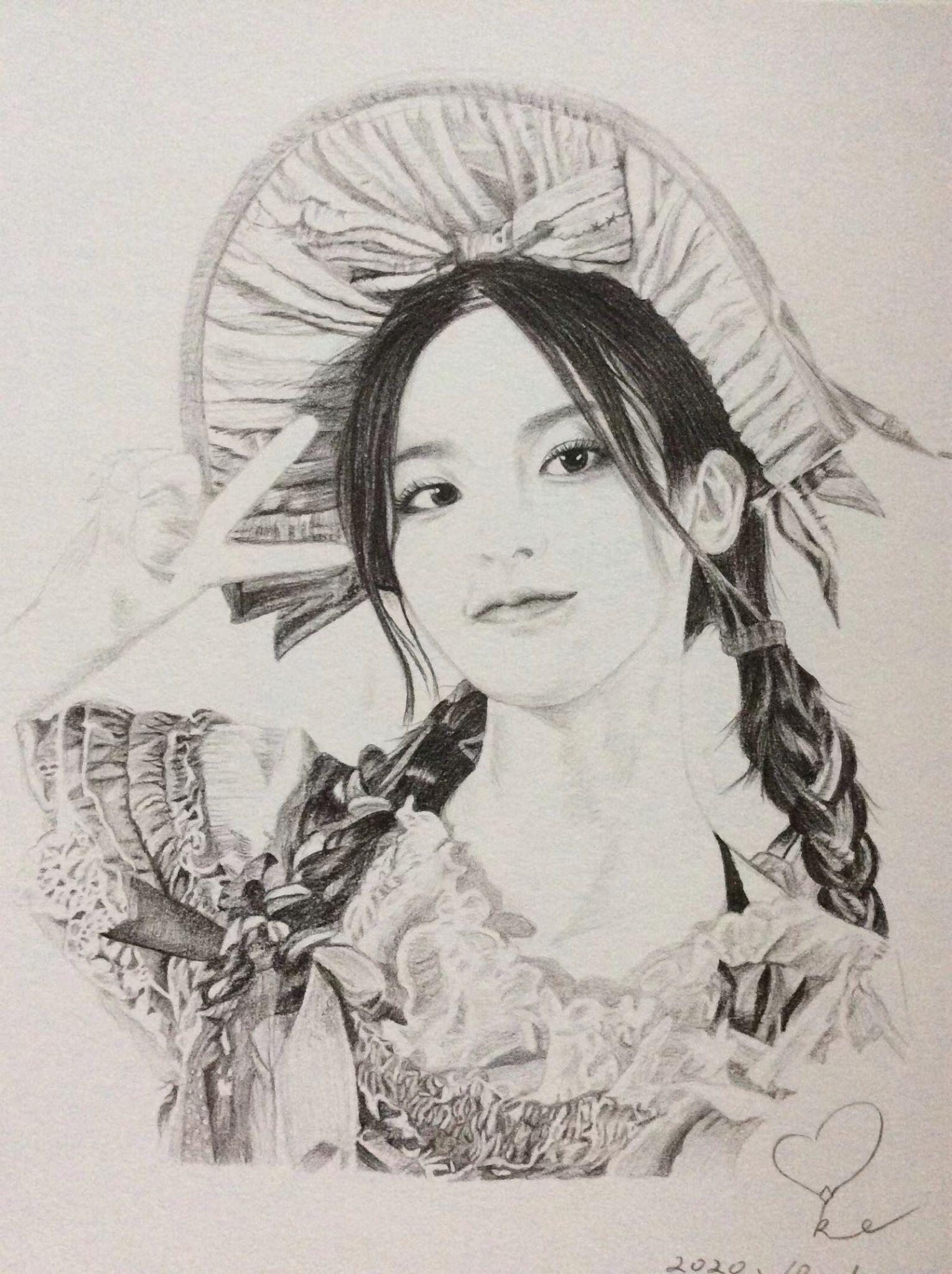 如何看待杨超越成为「新华网红色追寻放映员」? - 知乎