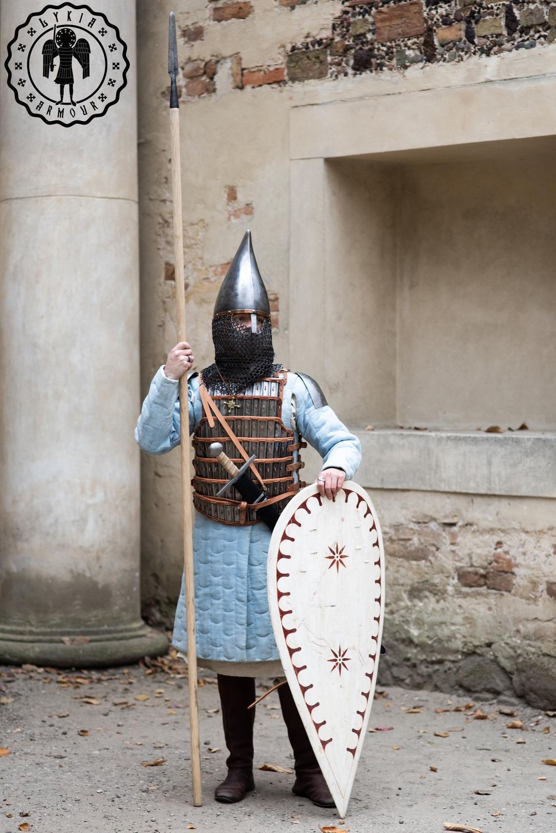 罗马环片甲的肩甲部分好像限制了人手臂的举高难道这点在当初考虑时没