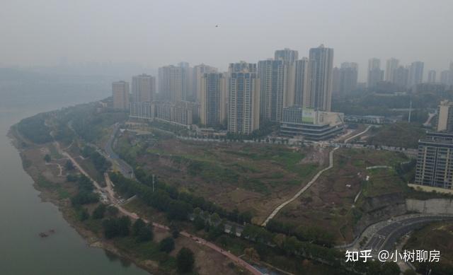姗姗来迟！重庆巴滨路巨无霸商业终于亮相，二期也将破土动工？ - 知乎