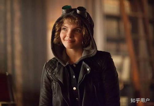 如何评价美剧哥谭镇第一季