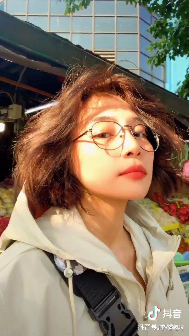 有说法抖音网红小姐姐imskye是男儿身是真的吗