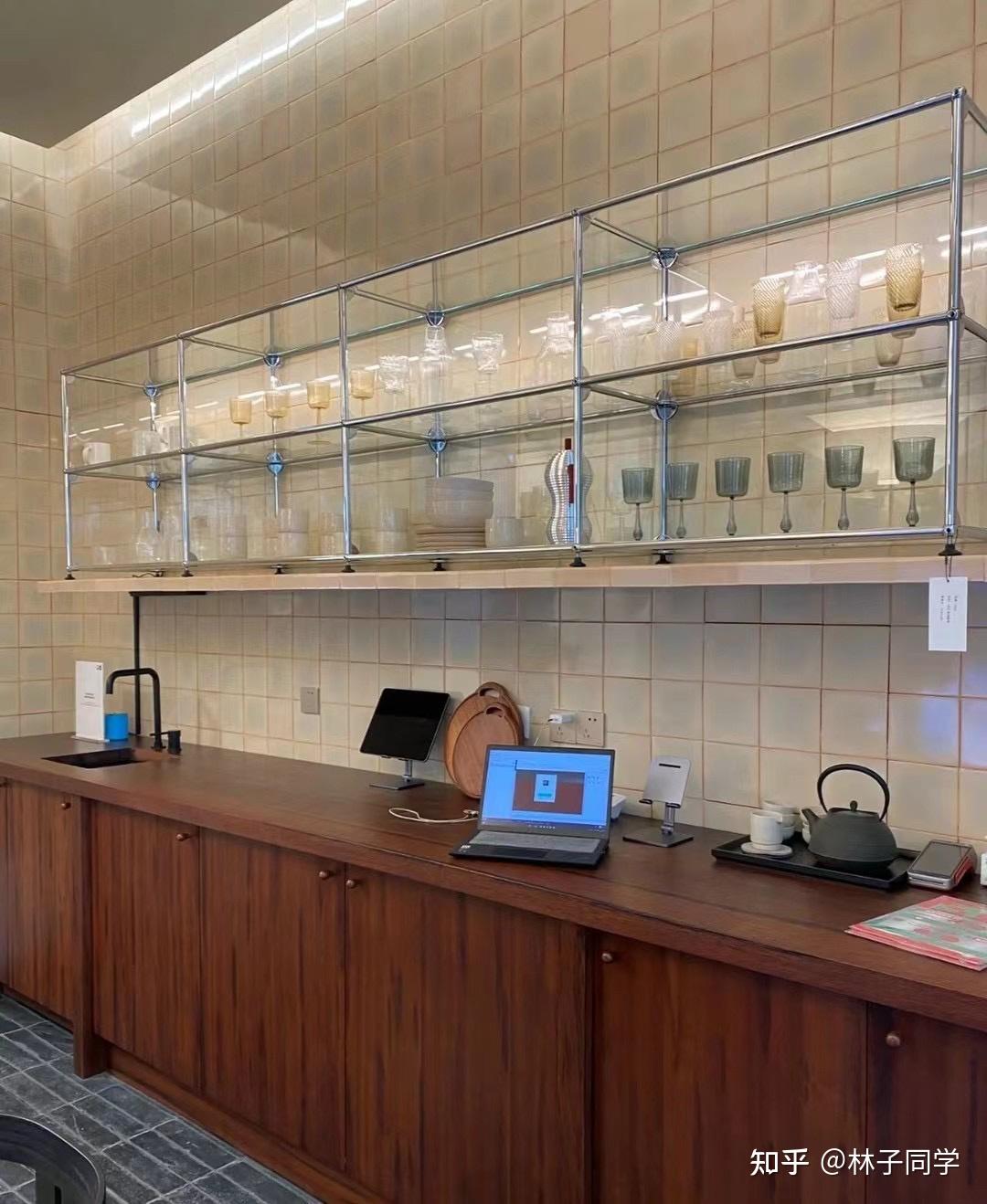 解锁USM家具,玩转USM2024全新攻略!系统模块化家具的魅力-「意大利家具的番外篇」来自瑞士品牌USM的Haller系统 - 知乎