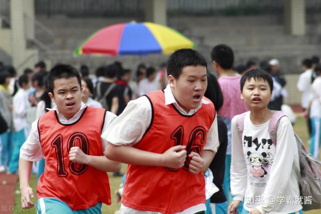 身體是革命的本錢,一旦生病請假回家,你就會缺掉好多課,而且老師也沒