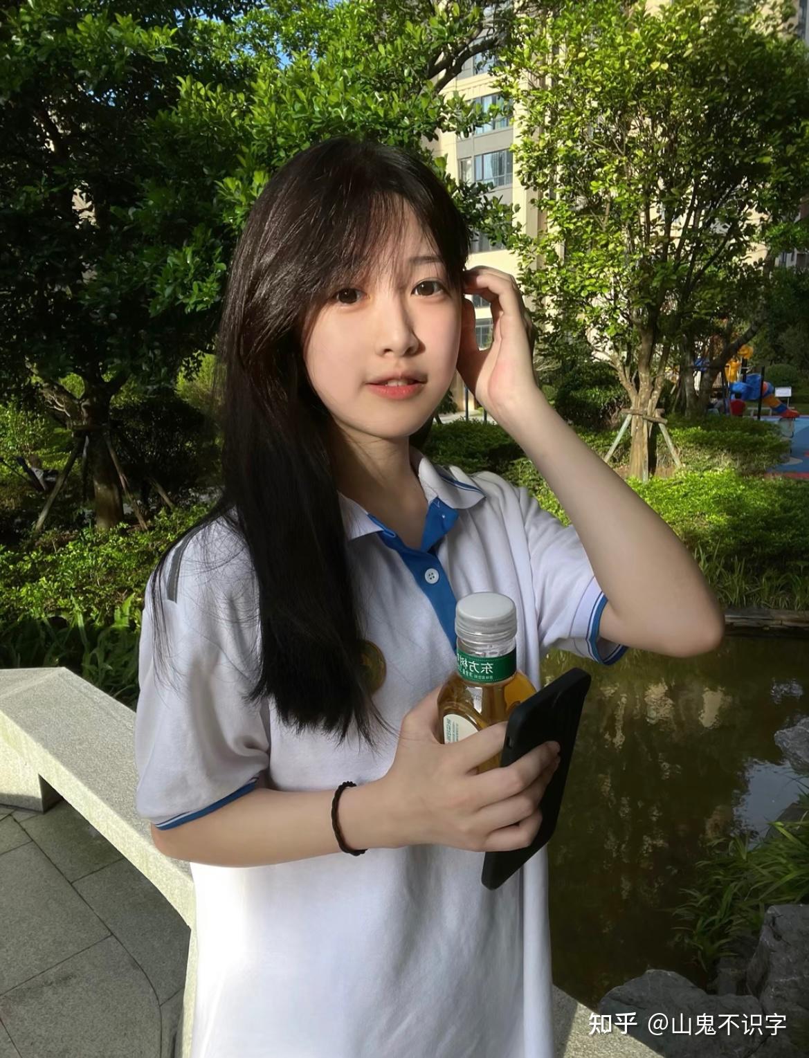 你见过的最漂亮的初中生能有多漂亮? - 知乎