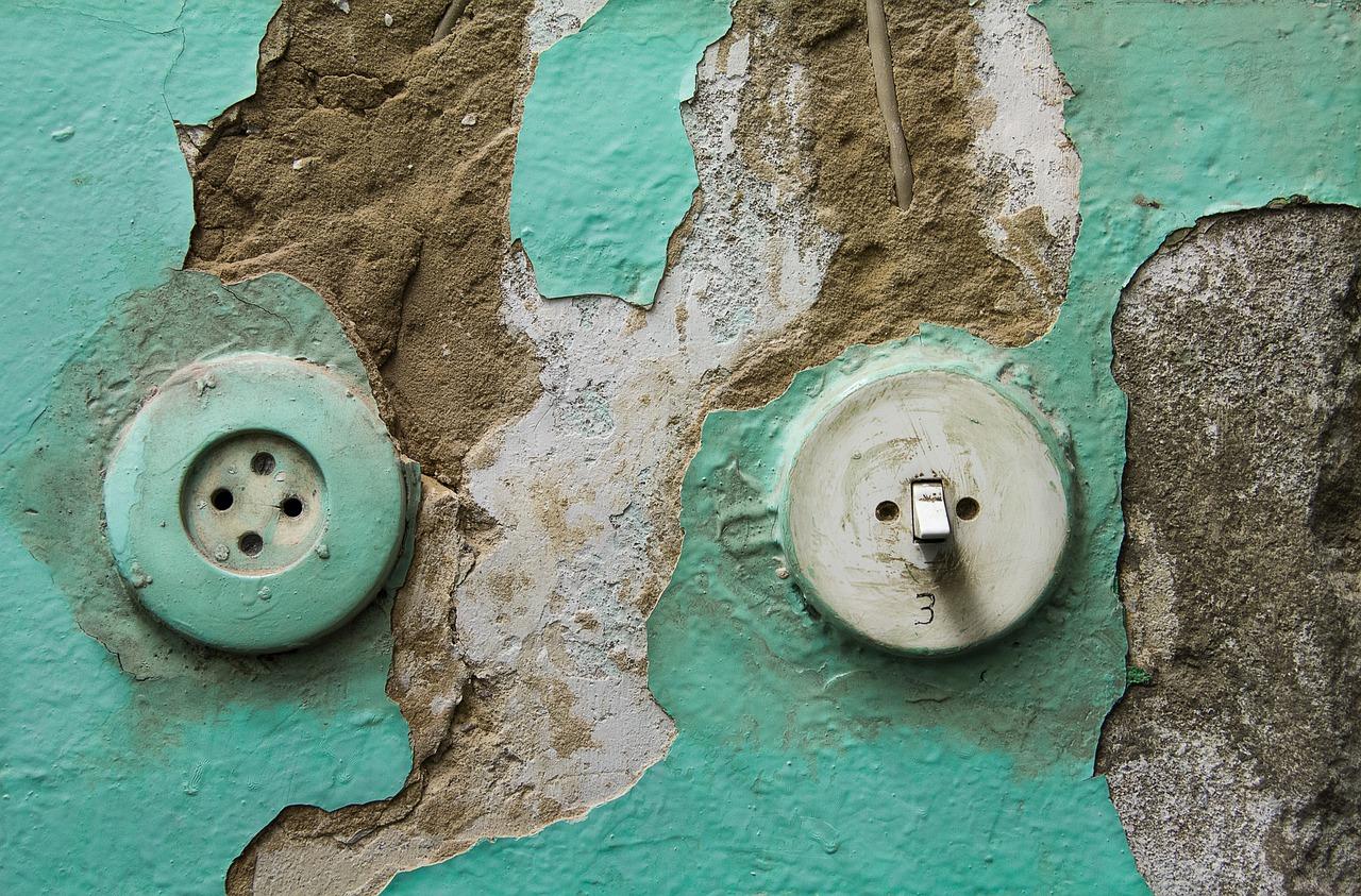 安装开关插座属于什么