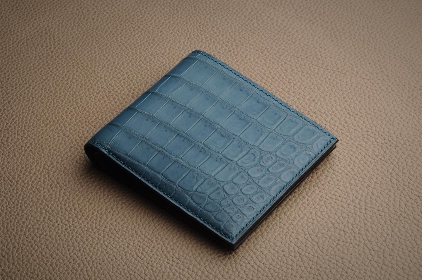 磐刻鳄鱼皮短钱包