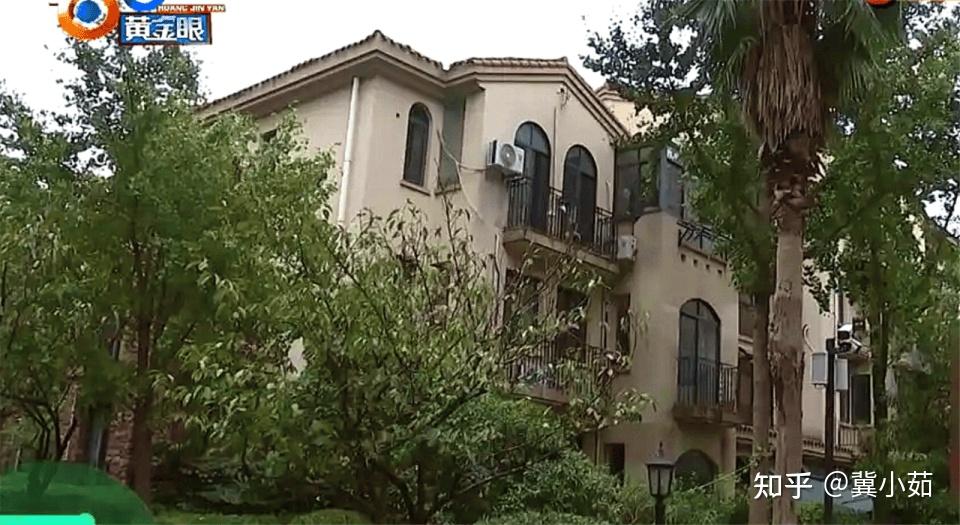 男子花1600万买二手别墅，收到7万元水费账单，现已被物业强行断水 - 知乎