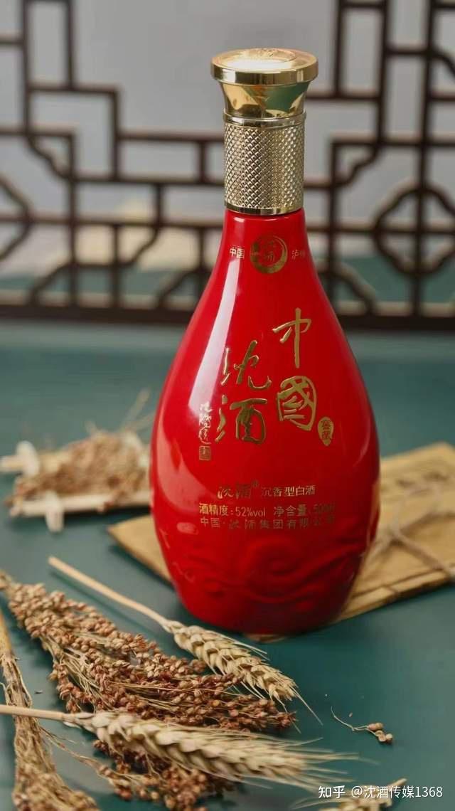 中国白酒国际化中国沈酒与外国使节讨论沈酒沉香品味中国酒庄酒