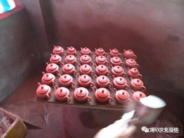 喷砂浆喷浆壶制作完成后烧成的效果,基本上泡养不出变化了.