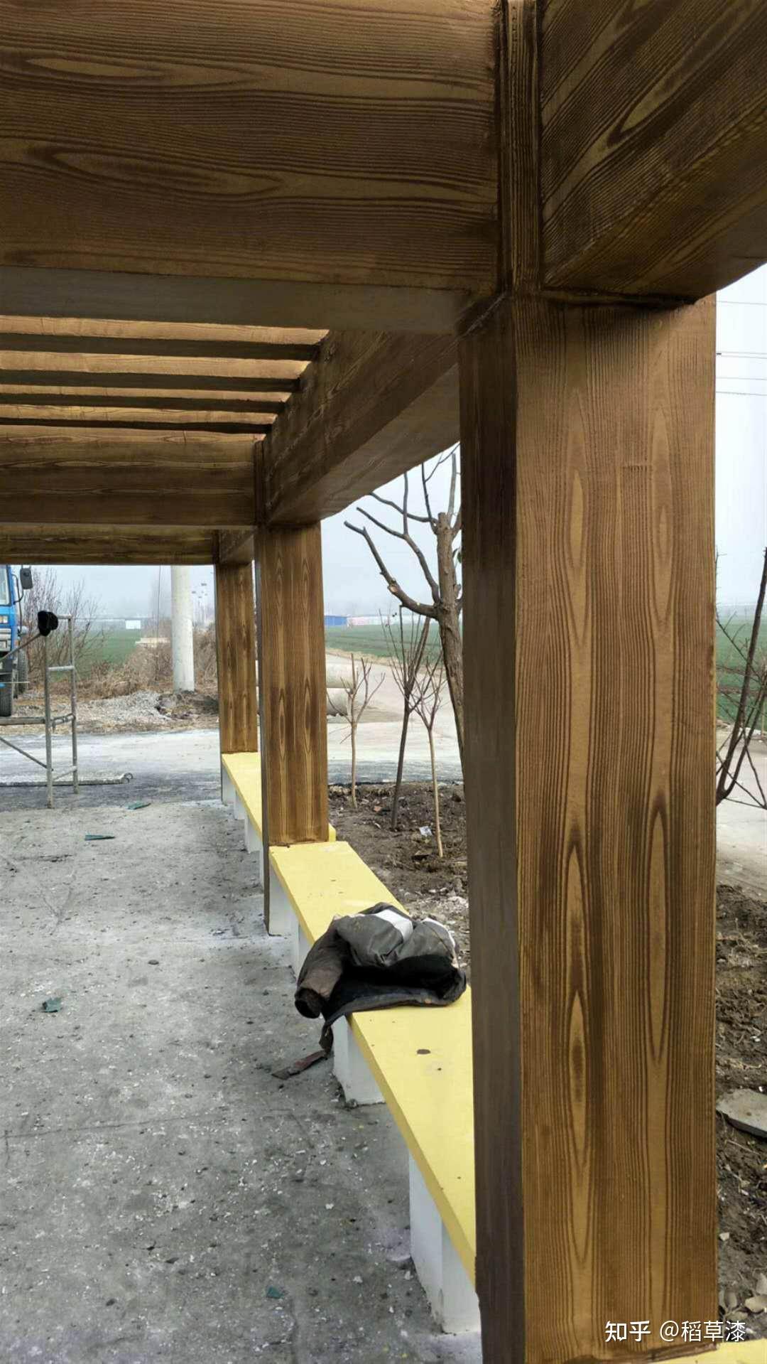 要根据具体情况进行分析,以下为大家分析影响仿木涂料建筑价格的因素