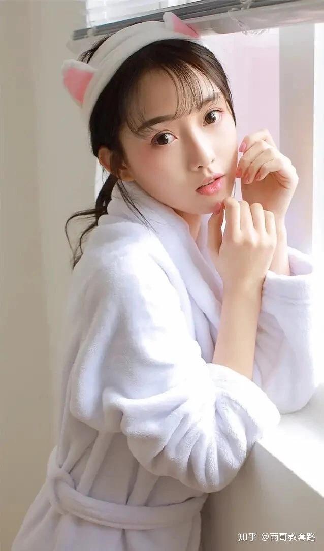 咋样让女生开心 v2-bdea9dae71213643da4cae9ad1a8e1f4_r.jpg