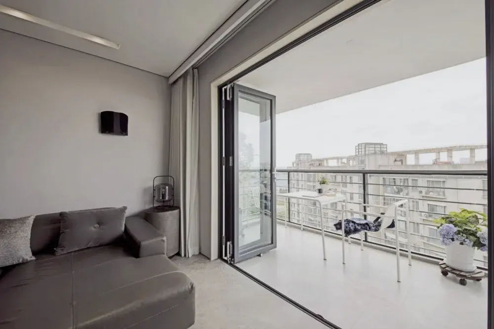 阳台不封我疯了