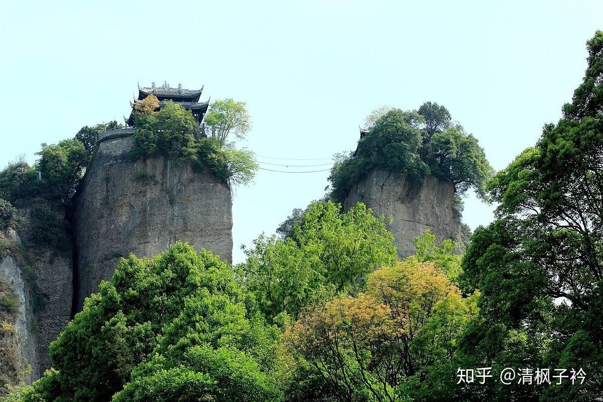 天下奇山竇圌山